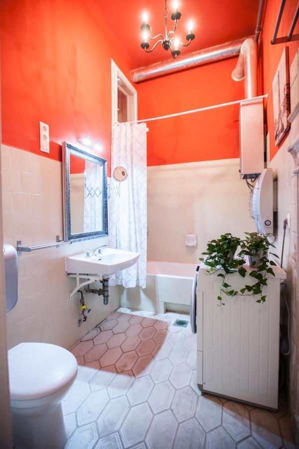 N40 By Small Home Budapest Extérieur photo